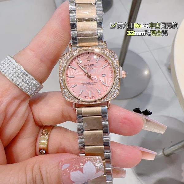 ブランド時計背面デザイン